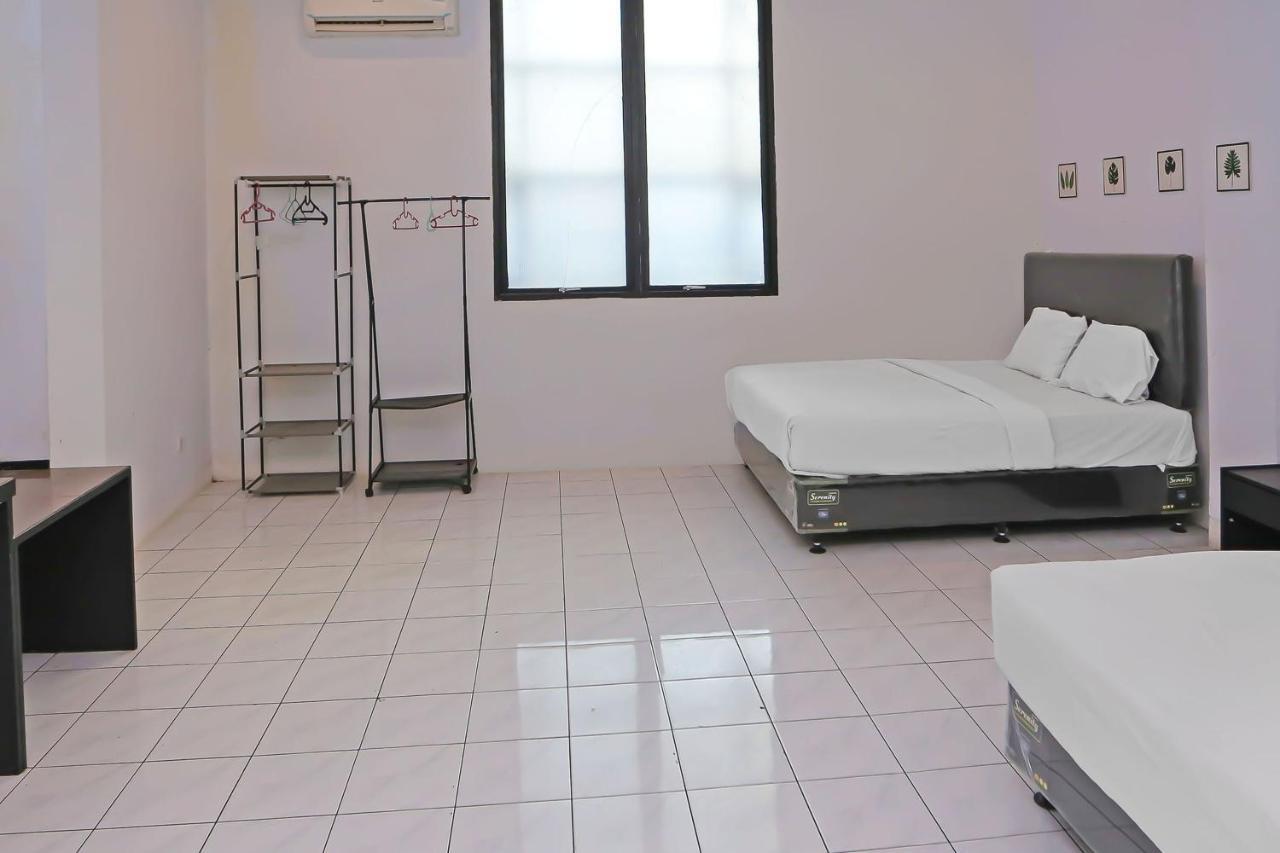 Collection O 92739 Hotel Pintu Besar Jakarta Eksteriør billede