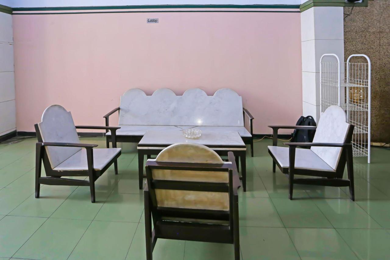 Collection O 92739 Hotel Pintu Besar Jakarta Eksteriør billede